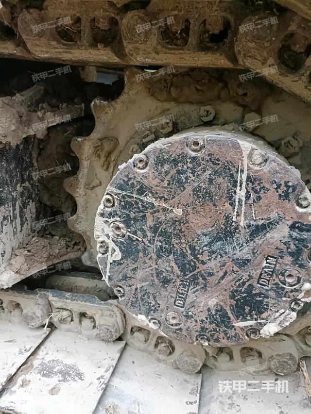 左驱动轮（行走机构）