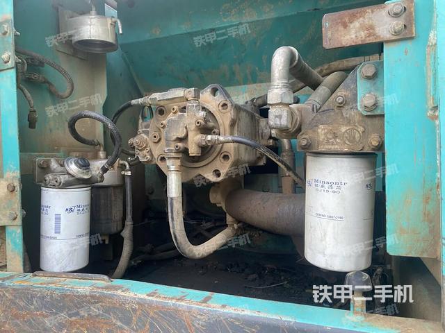 液壓泵室（大件艙室）