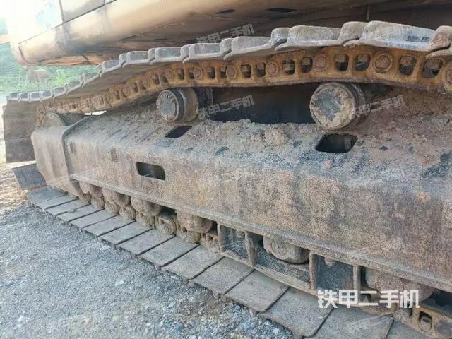 左導(dǎo)向輪（行走機(jī)構(gòu)）