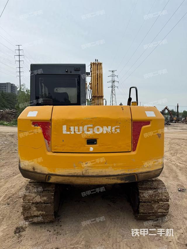 整機右后45°（整機外觀）