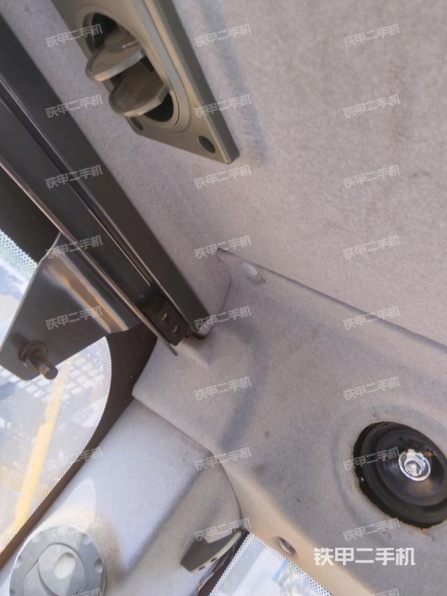 座椅后部（驾驶室部分）