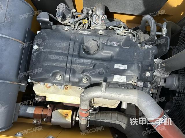 气门室盖螺丝特写（上车部件）