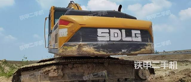 整机右后45°（整机外观）