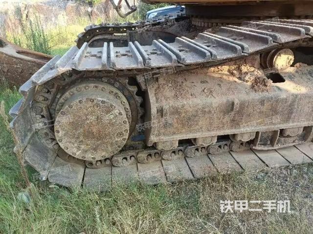 右側(cè)履帶整體（行走機(jī)構(gòu)）