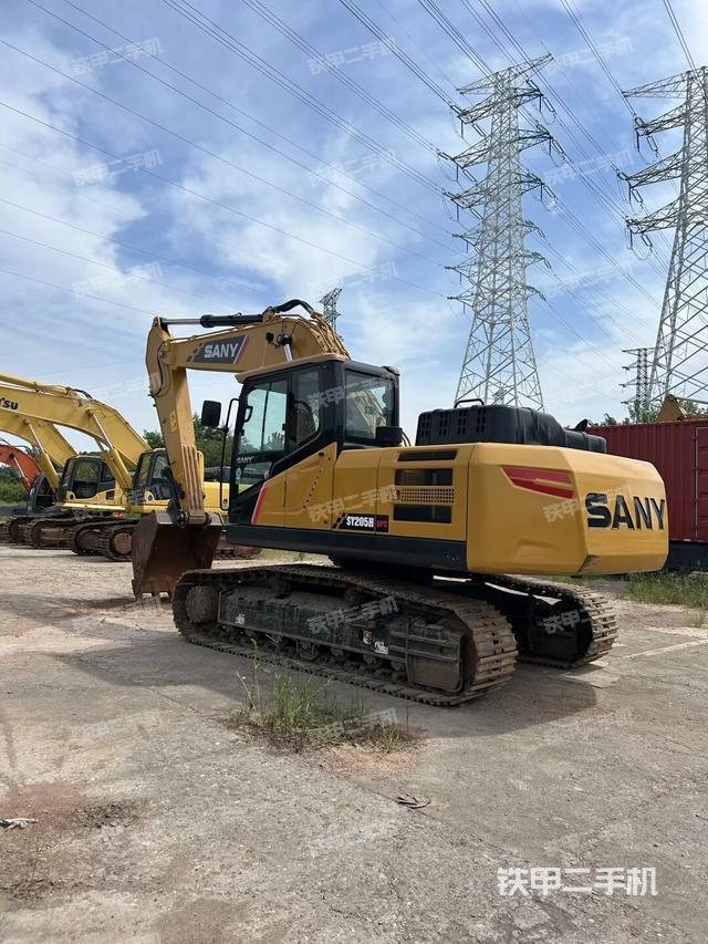 三一重工SY205H挖掘機(jī)