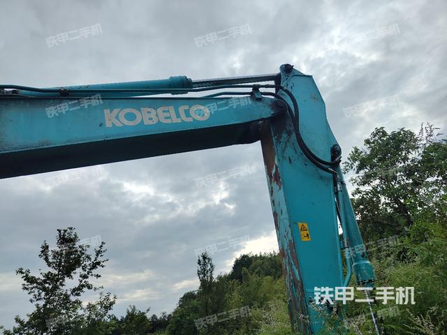 大臂整体 右侧（工作和回转装置）