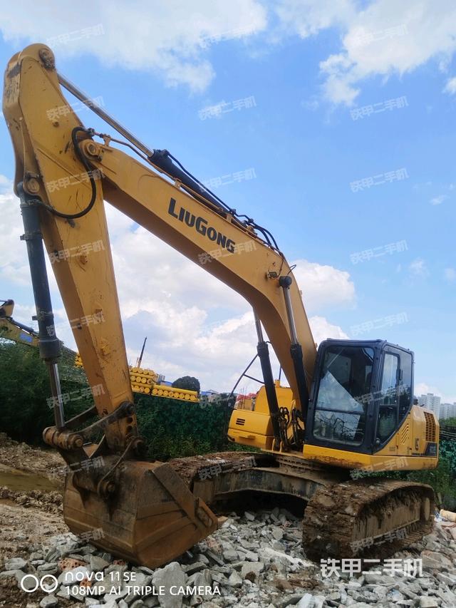 柳工CLG922E挖掘机