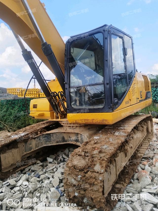 驾驶室左后45度（驾驶室部分）