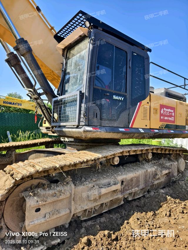 驾驶室整体（整机外观）