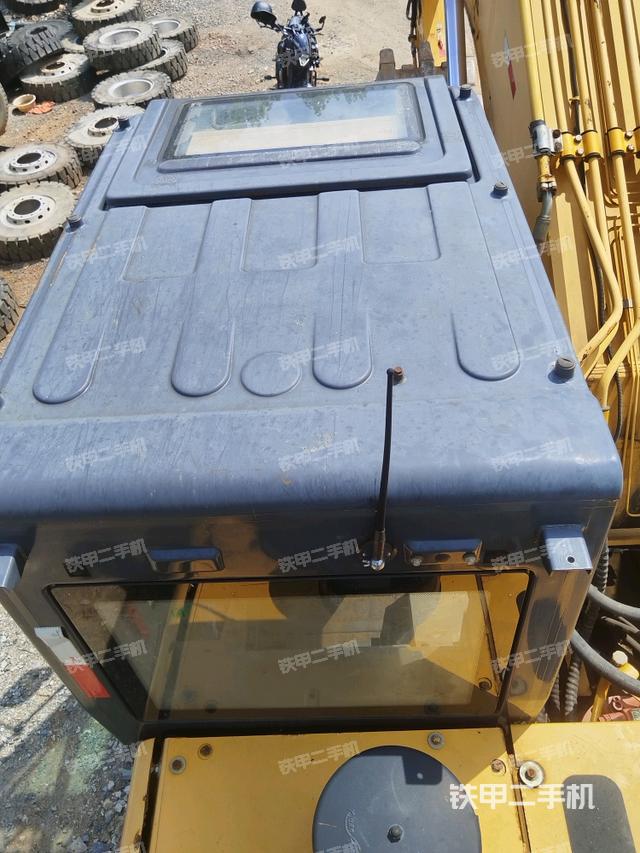 驾驶室顶部俯视（上车部件）