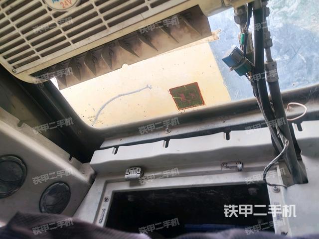 座椅后部（驾驶室部分）