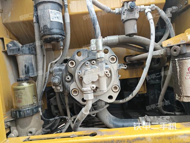 液壓泵斜45?左（大件艙室）