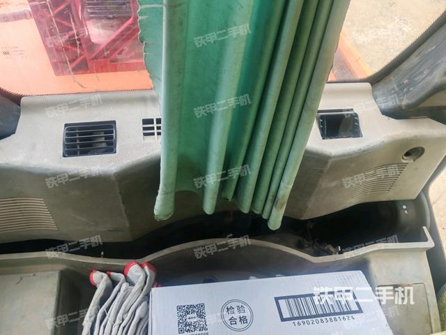 驾驶室左前45度（驾驶室部分）