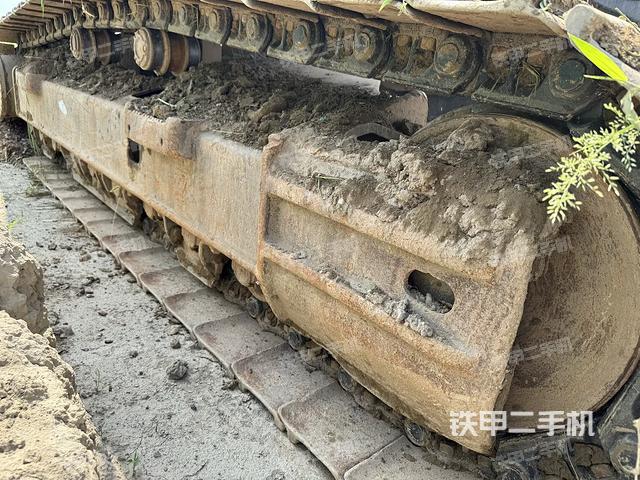 单侧履带整体（整机外观）