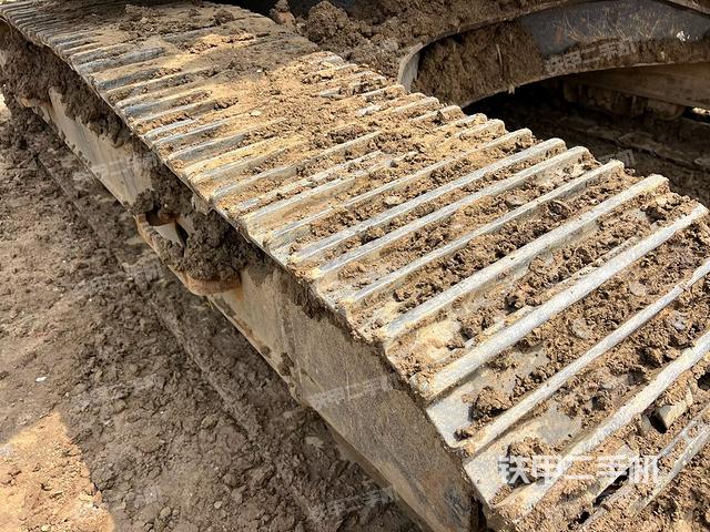 单侧履带整体（整机外观）