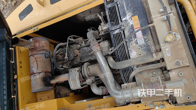 發(fā)動(dòng)機(jī)整體俯視(整機(jī)外觀) 發(fā)動(dòng)機(jī)整體俯視(整機(jī)外觀)