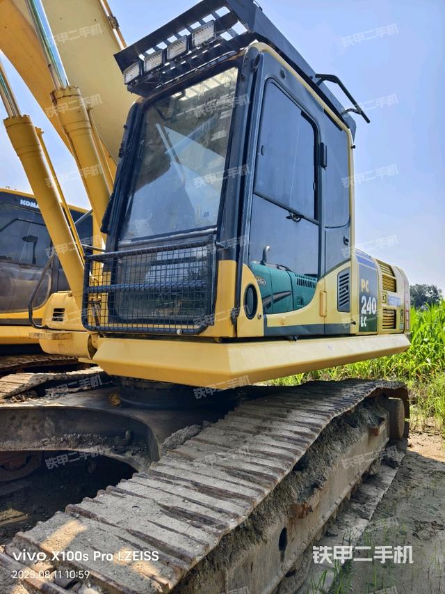 驾驶室整体（整机外观）