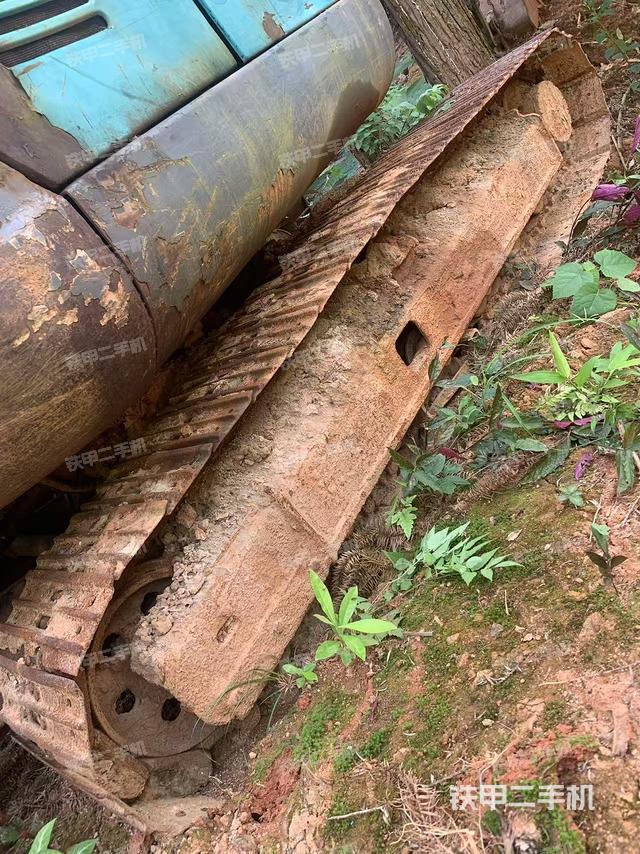 單側(cè)履帶整體（整機(jī)外觀）