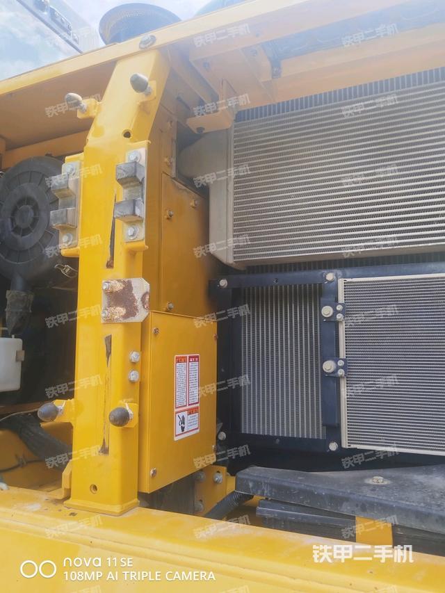 電瓶（大件艙室）