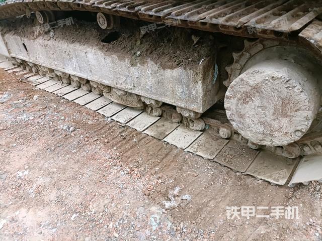 左侧履带整体 （行走机构）