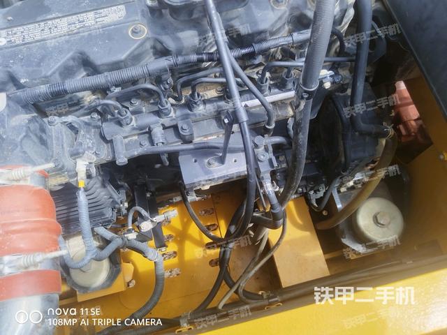 氣門室蓋螺絲特寫（上車部件）