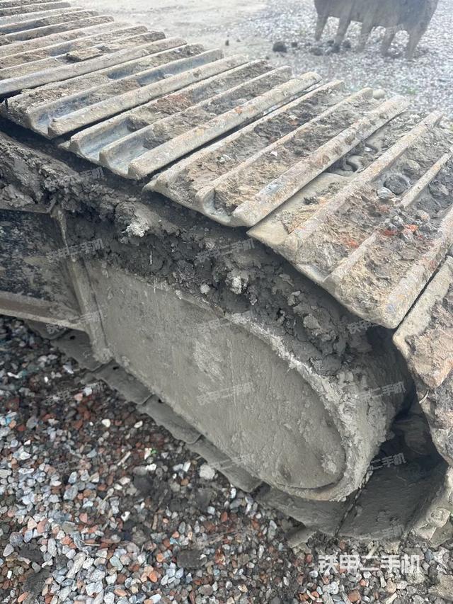 单侧履带整体（整机外观）