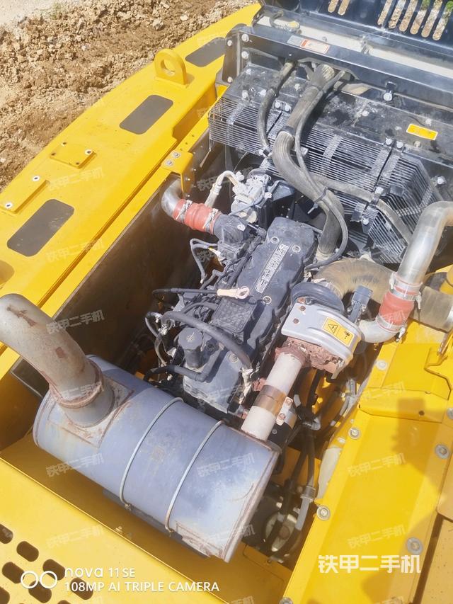 中央回轉(zhuǎn)接頭特寫（上車部件）