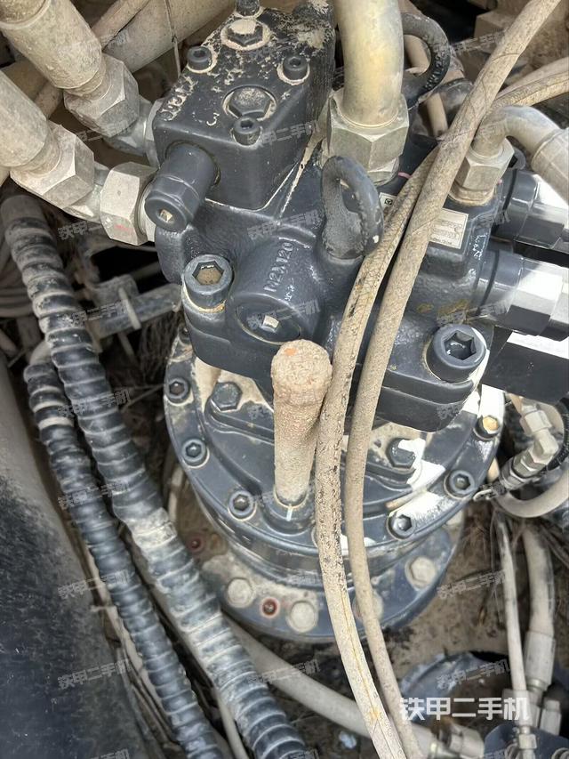 回轉(zhuǎn)馬達(dá)（上車(chē)部件）