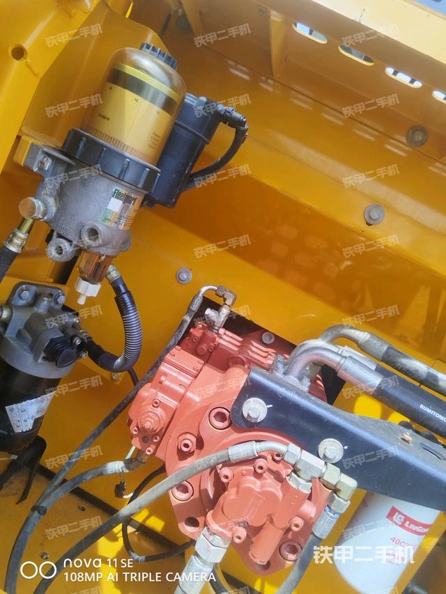 液壓泵斜45?右（大件艙室）