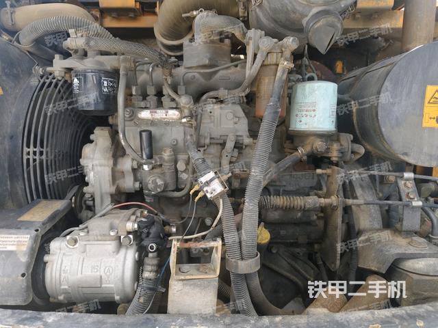 发动机室（上车部件）