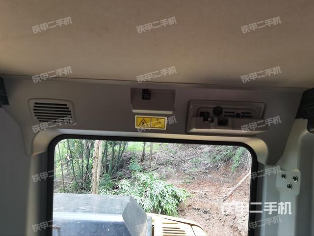 座椅后部（駕駛室部分）