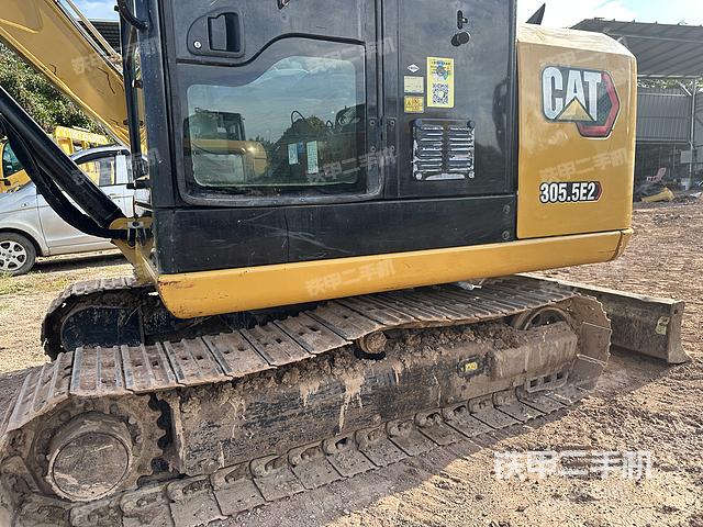 單側(cè)履帶整體（整機(jī)外觀）