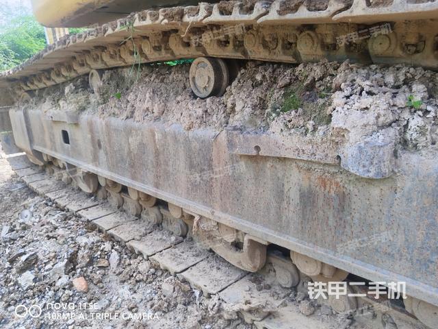 右側(cè)履帶整體（行走機構(gòu)）