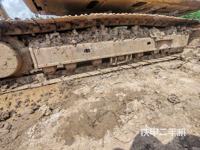 单侧履带整体（整机外观）