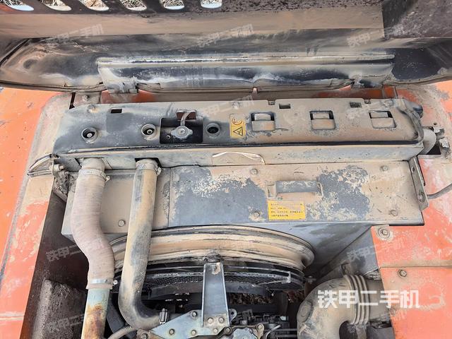 水箱+風(fēng)扇特寫（上車部件）