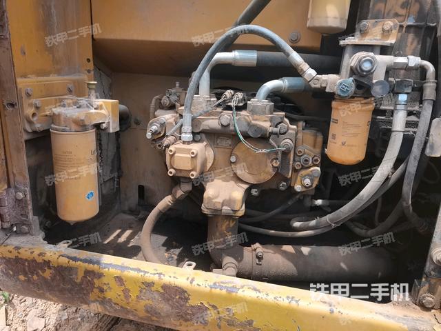 液压泵斜45 右（大件舱室）