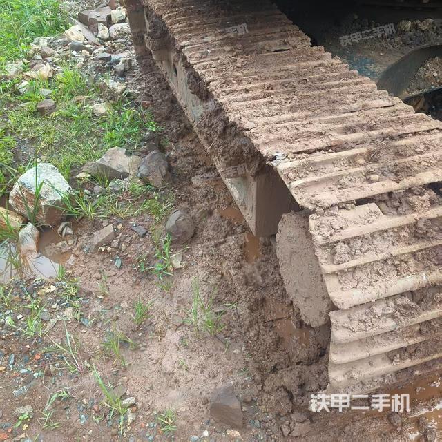 单侧履带整体（整机外观）