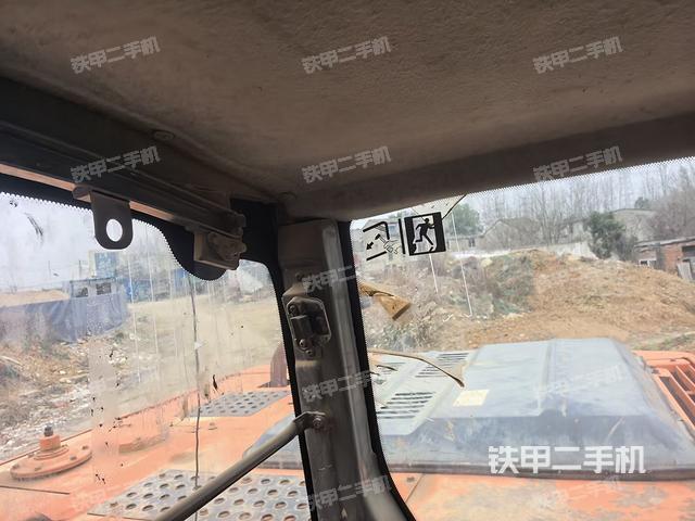 后窗玻璃角標(biāo)（駕駛室部分）