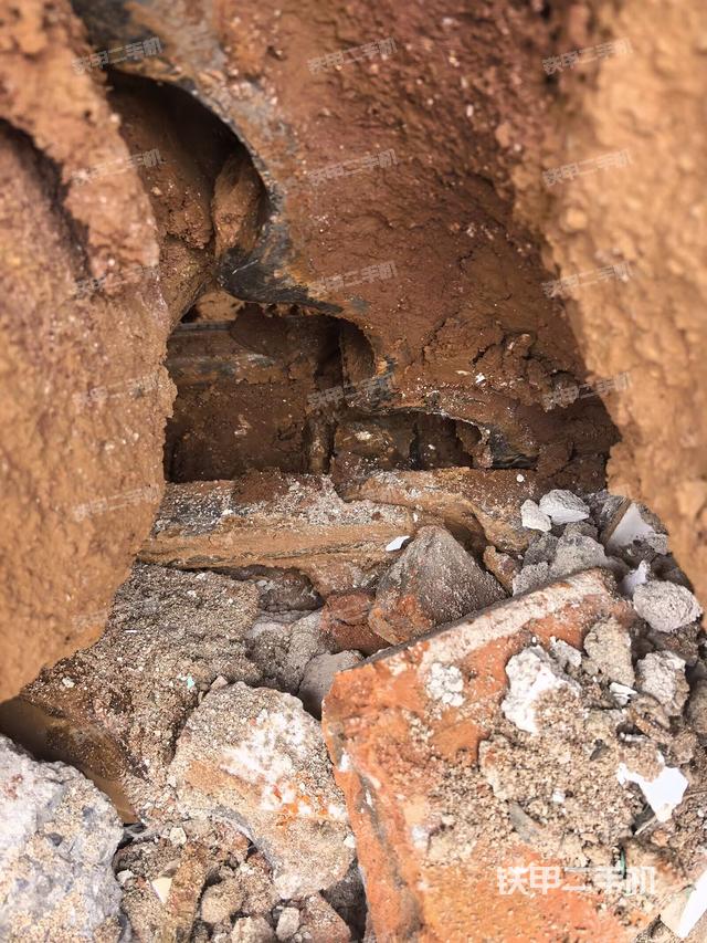 右導(dǎo)向輪（行走機(jī)構(gòu)）