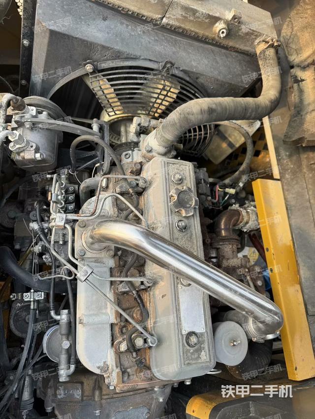 发动机整体俯视（整机外观）