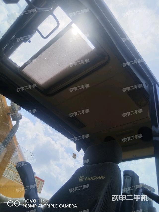 頂棚整體（駕駛室部分）