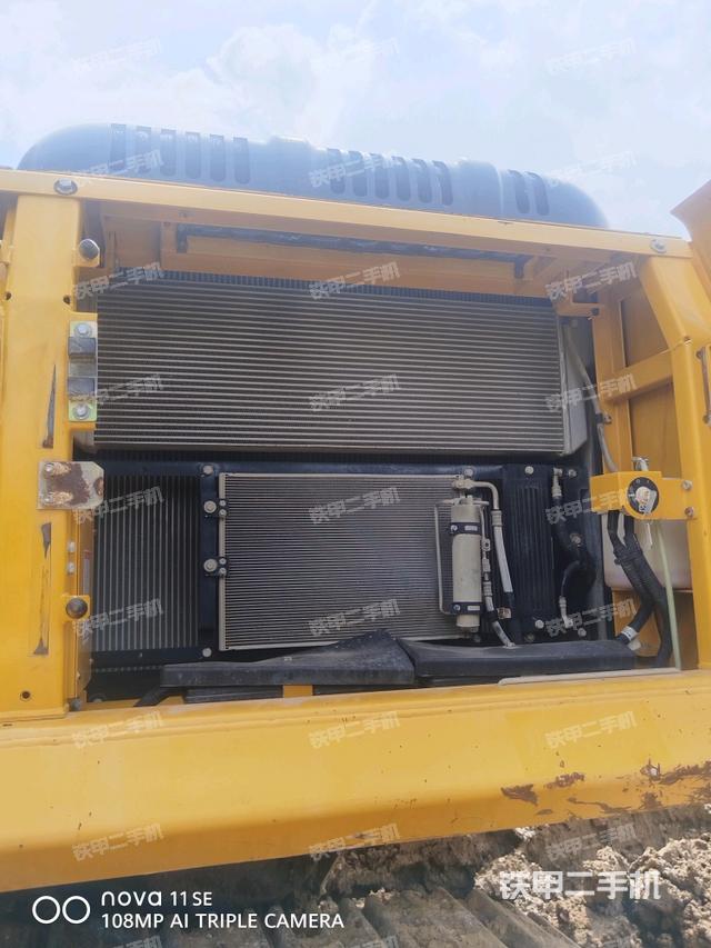 散熱器正面（大件艙室）