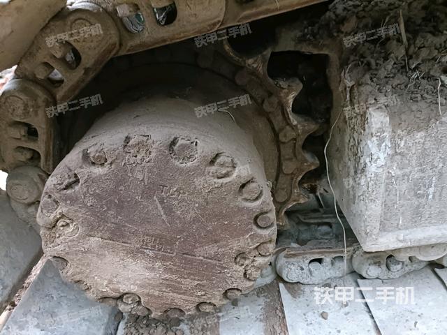 右侧履带整体（行走机构）