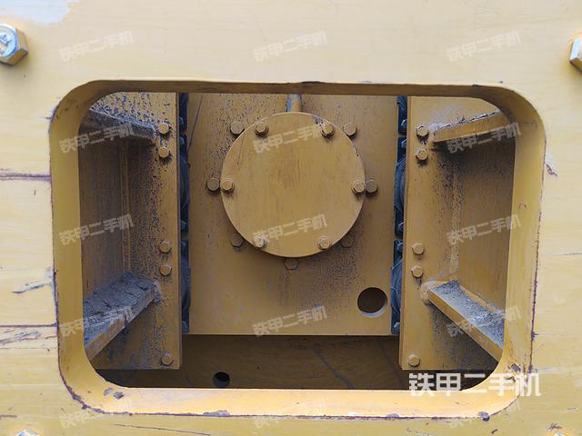 整機右側(cè)（設(shè)備外觀及核心部件）