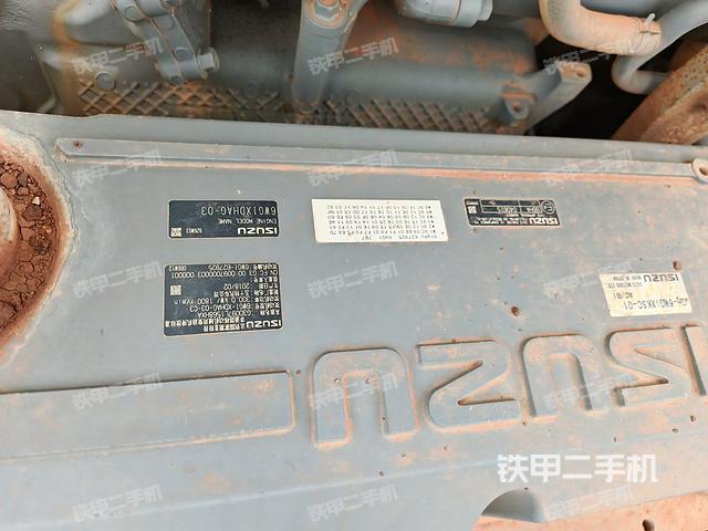 驾驶室顶部（整机外观）