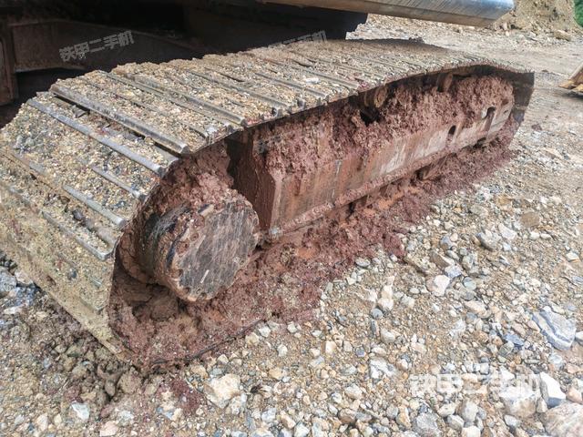 左侧履带整体 （行走机构）