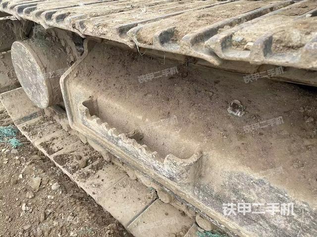 单侧履带整体（整机外观）