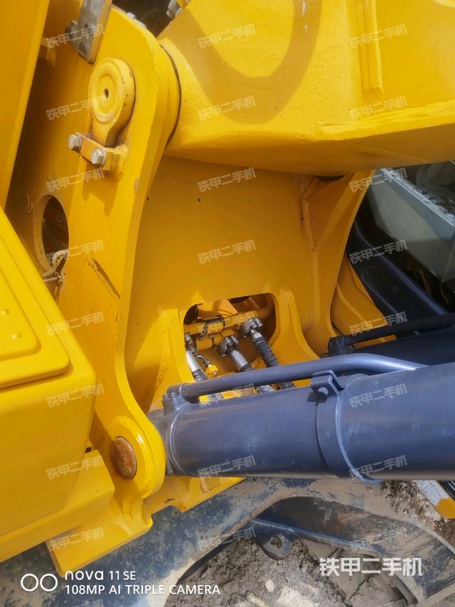 大臂根部?斜視（工作和回轉(zhuǎn)裝置）