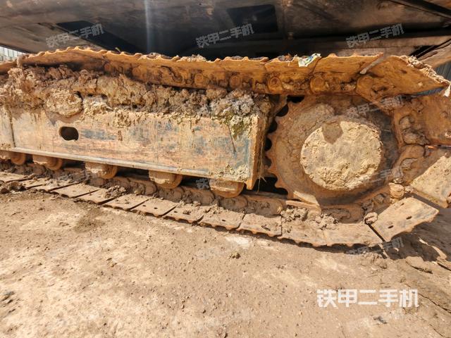 单侧履带整体（整机外观）