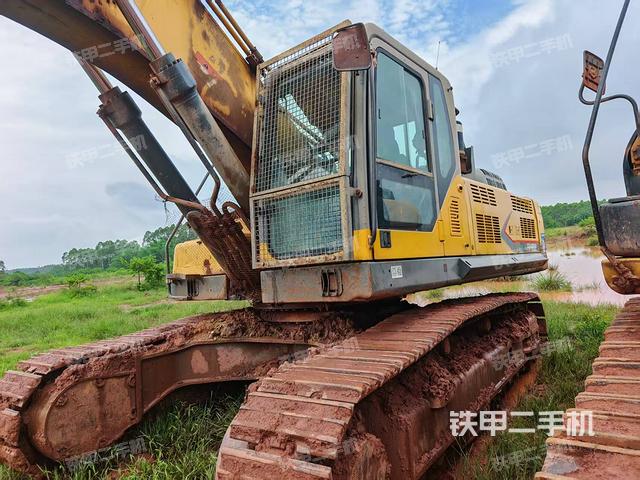 整机右后45°（整机外观）